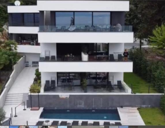 Aparthotel Villa V With Heated Pool Rijeka Luaran gambar